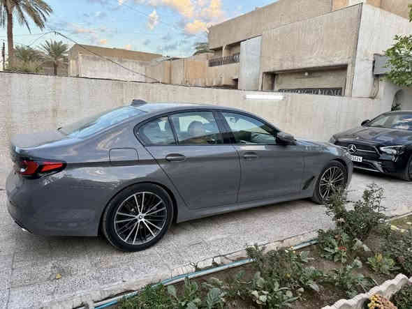 السلام عليكم 
للبيع 

Bmw 530i  

‎موديل 2022 

‎رقم بغداد 

‎محرك 2.0 لتر تون بور تيربو

‎كير ومكينه وحداديه وتخم تاير كله مكفول برغي

‎بدون اي نقص 

‎ماشيه  80 الف 

‎علية كت ام بكج اصلي

‎شباك امامي لد 

‎فول مواصفات 

‎حجم محرك 4 سلندر توين بور توربو

‎فتحه سلايد روف

‎مري شفط مع اشاير بالمري

‎مرايه جانبيه والوسط نوع Auto Dim

‎تشغيل بصمة

‎لون سمنتي 

‎دواخل قرميدي 

‎4 ابواب بصمه 

‎ماوس للتحكم

‎كشنات اماميه كهرباء هيتر

‎كاميرا خلفي 

‎حساسات خلفي و امامي 360 درجة 

‎كشنات جلد 

‎لايتات عدسة زينون 

‎بك لايت ليد 

‎داخل 12 لون متغير

‎حساس مطر اتوماتيك

‎رادار مرايا امامي و خلفي

‎تبريد قطعتين 

‎مرايا كهربائية

‎هاند بريك كهربائي

‎لايت عدسه متحرك مع الستيرن 

‎‏Auto hold

‎نظام ECO pro

‎نظام Comfort

‎نظام Sport

‎نظام sport plus

‎حادثها : خشم البنيد فقط اخت الكلين السياره ايرباك دركه فقط   

‎مكاني بغداد - العامريه 📍

سعر 365

‎ 

***********
