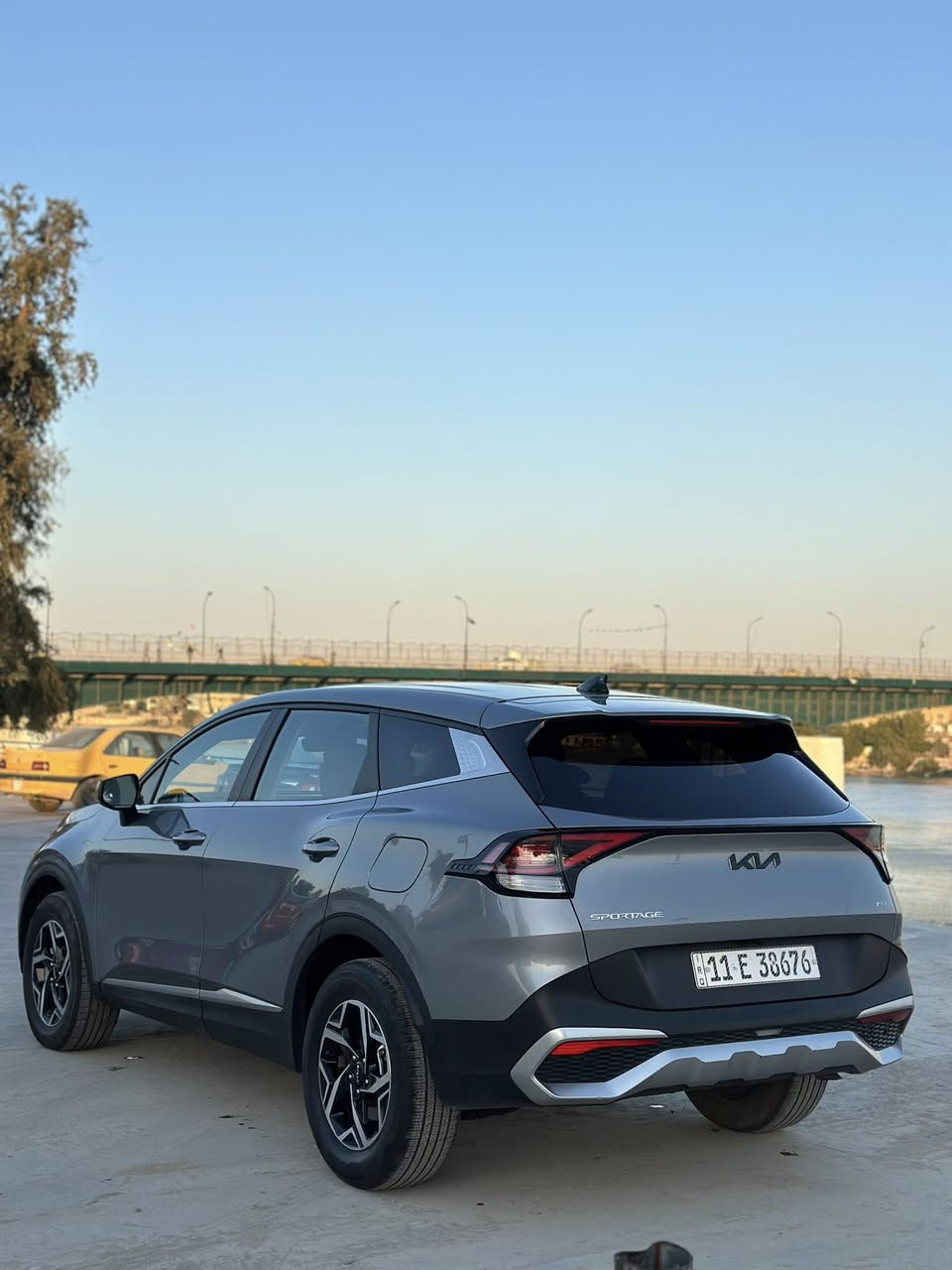 السلام عليكم
للبيع 
سبورتج ٢٠٢٣ وارد امريكي 
ماشية 32
حادث جاملغ وبنيد صبغ ٣ قطع 
مواصفات السبورتج الاعتيادية 
رادار امامي 
حساس خلفي امامي 
كامرة خلفية 
٤ وضعيات قيادة 
للاستفسار : *********** 
مكان السيارة بغداد الكاظمية
