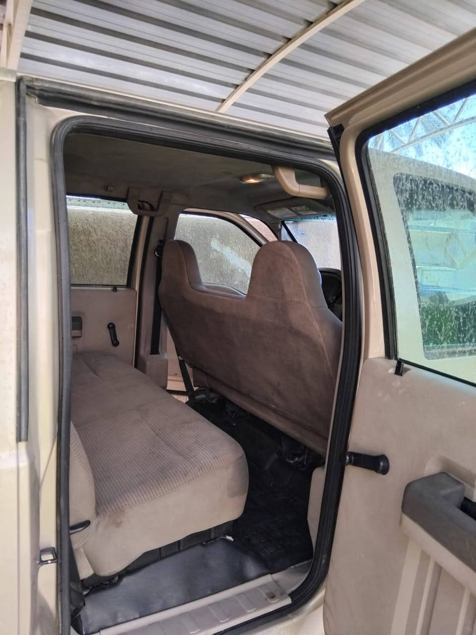 السلام عليكم
مكلف بالنشر 

فورد F350 سوبرديوتي باب قصير بدي طويل للبيع موديل 2009
محرك كاز 
اقتصادية خير من الله

مكان السيارة بغداد

رقم صاحب السيارة 

علي ***********
