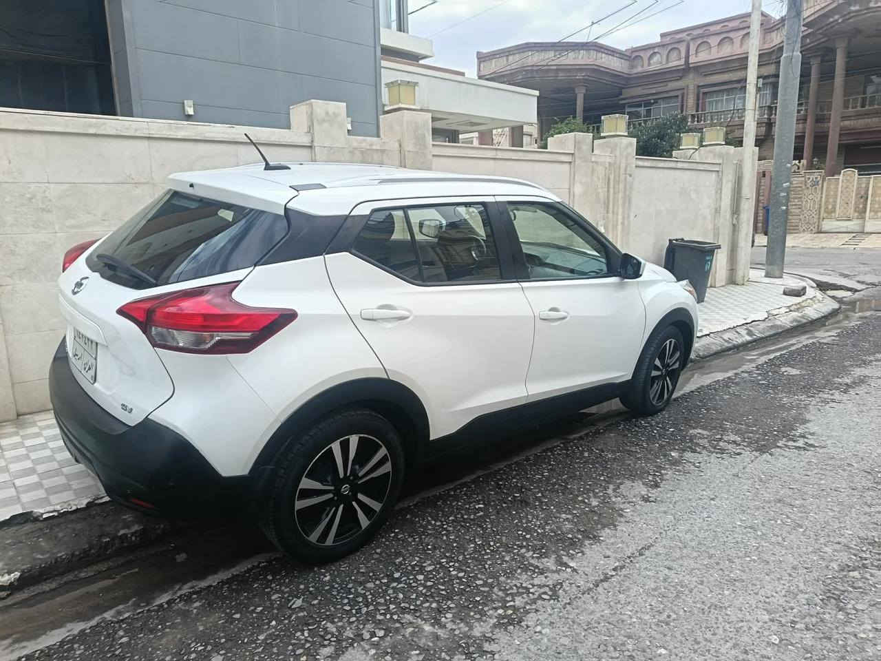 نیسان کیکس 2018 
مواسەفات SV
صبوغ دوو پارچە چاملخ و دەرگای لای سایەق 
ارباک سوکان سیستم
سەیارەکە یەک دەستە و بەناوی خۆمە 

سعر لە کۆمێنت داوابکە ڕاستەخۆ بۆت دیت 📩 

رەقەم شانصي 3N1CP5CU1JL530683

ژمارەی خاوەنی 
 ***********
