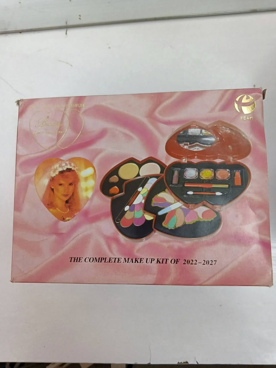 بنات علبه متكونه من حمره وضلال ومورد وكريم لبيض وسمر وملمع توصلج باب بيت توصيل مجاني  سعر 7 الف بس


**إذا كنت صاحب هذا الإعلان وتريد حذفه لأي سبب، رجاءا أرسل رسالة إلى الدعم الفني**