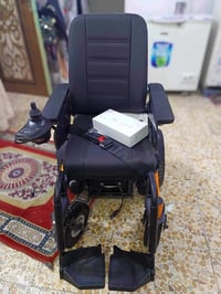 كرسي كهربائي • مقاس وسط • جديد غير مستخدم