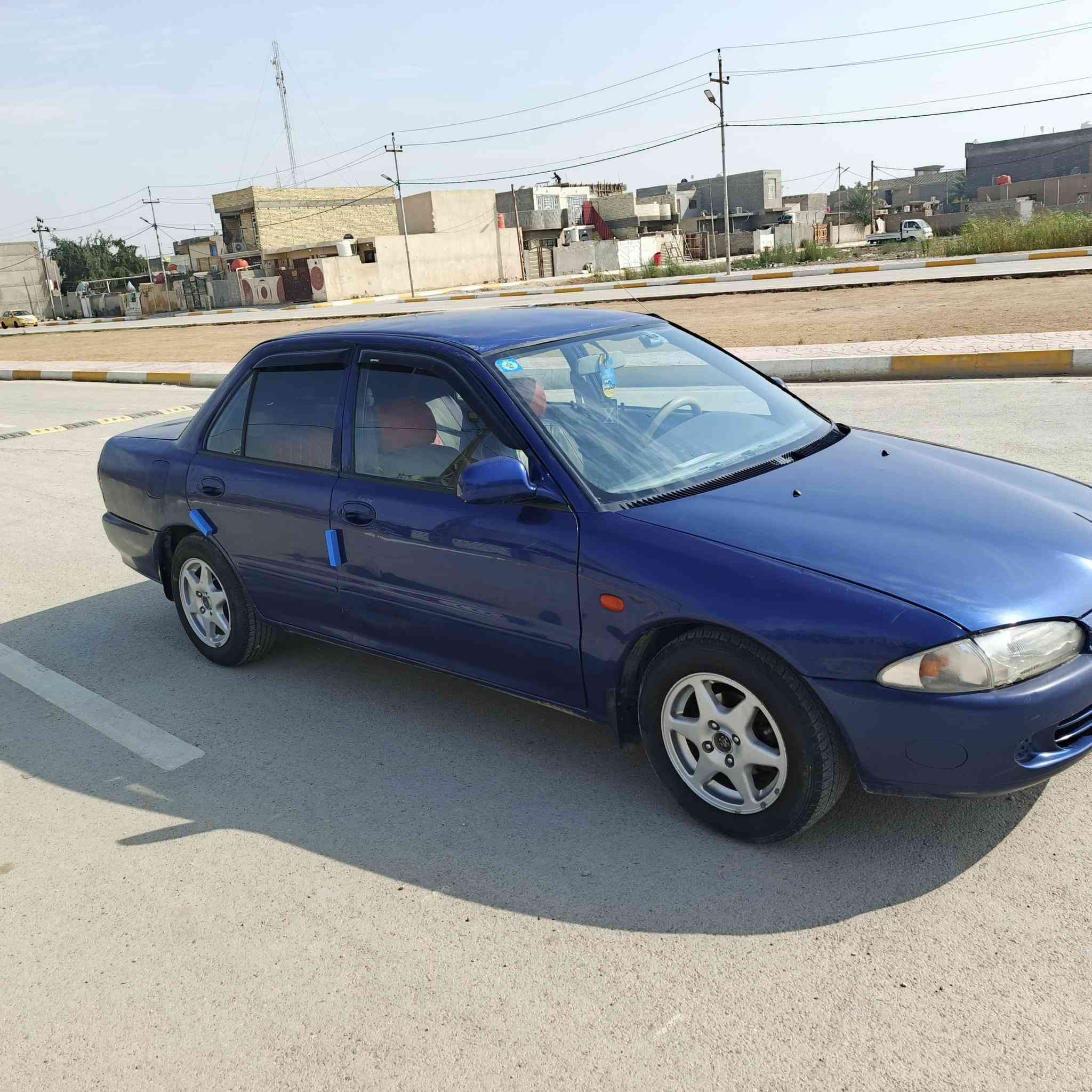 السلام عليكم بروتون  موديل 2005
كير اوتماتيك ... كير مكينه خير من الله تبريد تدفئه شغلات 

السياره مكفوله بدون ضربه بدون حادث مرشوشه كلير فقط 

رقم بابل نكليزي تحويل ثاني يوم باي مكان يعجبك 

تايرات صدر خلفي امامي خير من الله كابريته جديده مبدله 

السياره مال جناي ومتعوب عليه وترايه كلش حلو كلشي موضوح بل فيديو موجود بصور 

مكانه واسط الزبيديه. 

سعر 49 وبيه مجال حك الجيه فقط 
***********
***********
