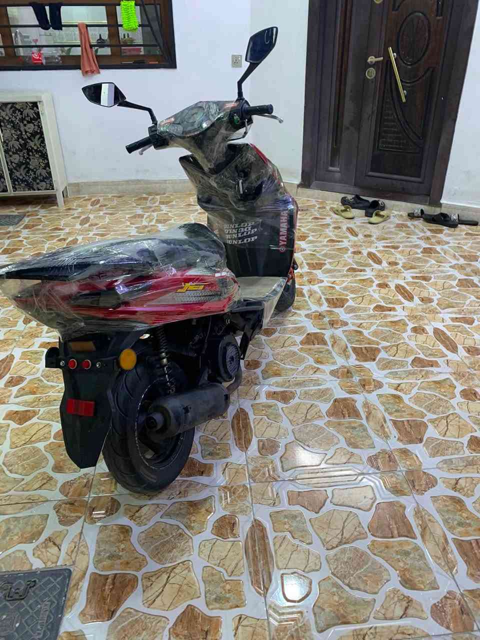للبيع دراجه ماكس سكنس مابي كل عيب مكينه مابي عيب كابرتير بلادي كهربائيات كل شغال سلف بصمه كيج بانزين كفر بلادي مابي كسر تايرات جديد مكينه مابي صرف سعر 300 وبي مجال خاص او اتصل *********** مكاني كركوك
