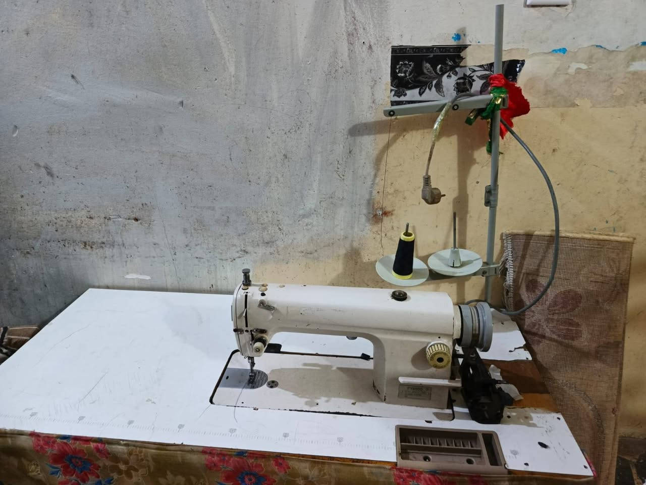 مكينه جدن نضيفه ونبي كلشي ما بيه ولا عوزه شي مكان كربلا سعر 150 بيه مجال ***********
