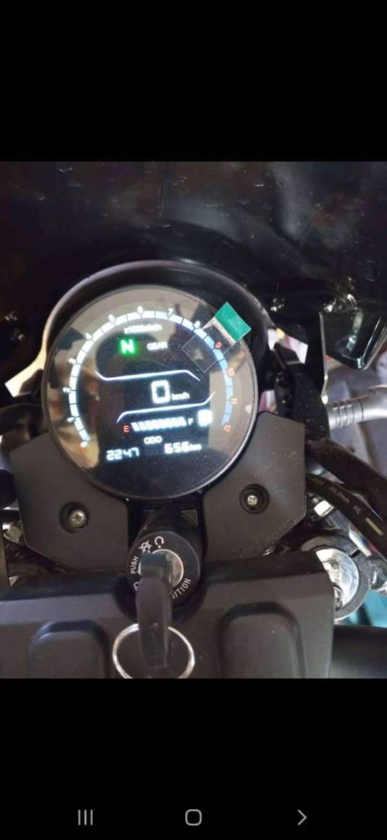 دراجه للبيع دايوان موديل ٢٠٢٥ قبل شهر ماخذها جديده اقل ١٠٠٠ ماشيه كيلو متر موجود بالصوره السعر مليون و٤٥٠ بيه مجال بسيط للإستفسار على الرقم التالي***********  غير متواجد عله الفيس رمشلي واني اخابرك عندي فاتوره
