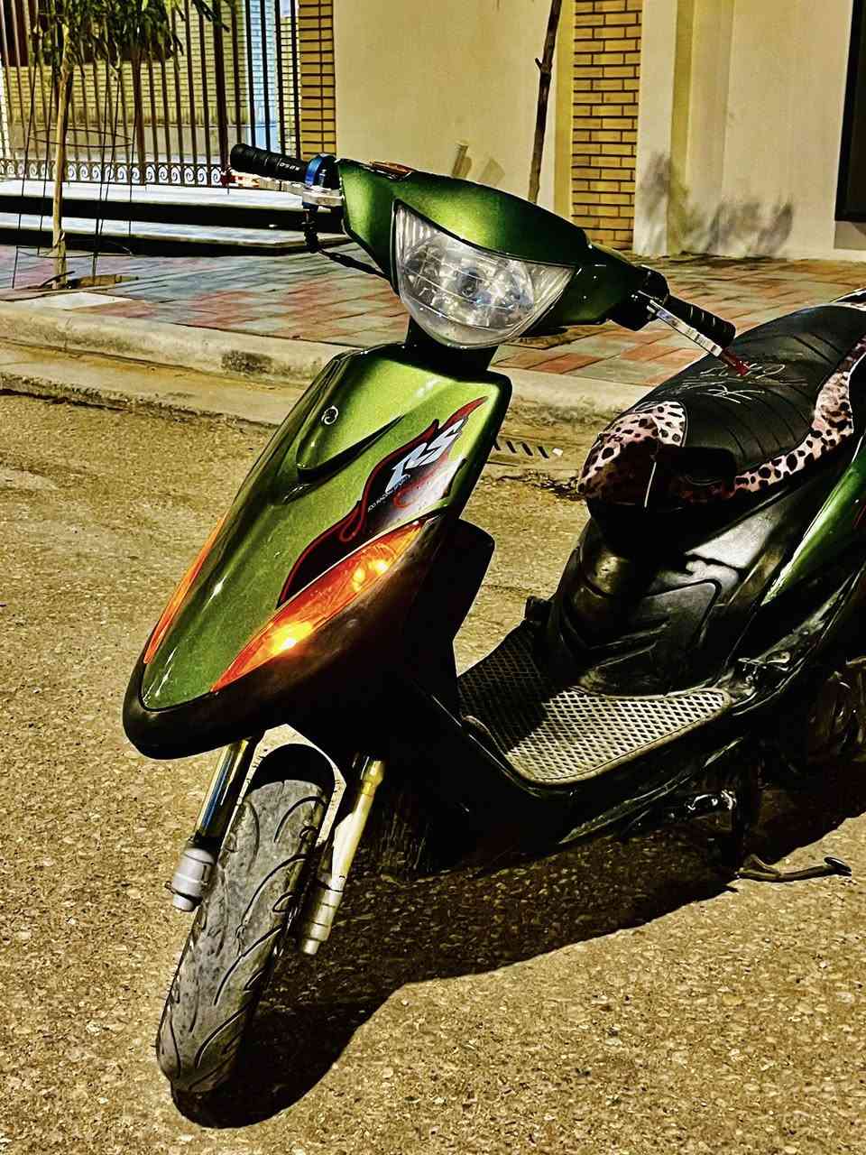 سلام عليكم ماكس عدله ختم واحد  مكينه خرسه
لون مميز وبيه تزويد 
كلجات امامي wf 
خلفي رياضي ماعرف شركته 
يدات رياضي 
عضمه nsy
قبق عمبار nsy 
تخم اشاير بكلايت 4 ولفات 
دبل خلفي RBM 
صدر RBM
وياله مشيف اصلي 
كشن اصلي 
صالنصه صجميه بدون لحيم
قبق فلاوين ستيل
كهربائيات شغاله 
تواصل *********** او خاص
