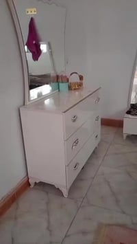 غرفه البيع تركيه السعر 450وبيها مجال الرقم الهاتف 07761985909