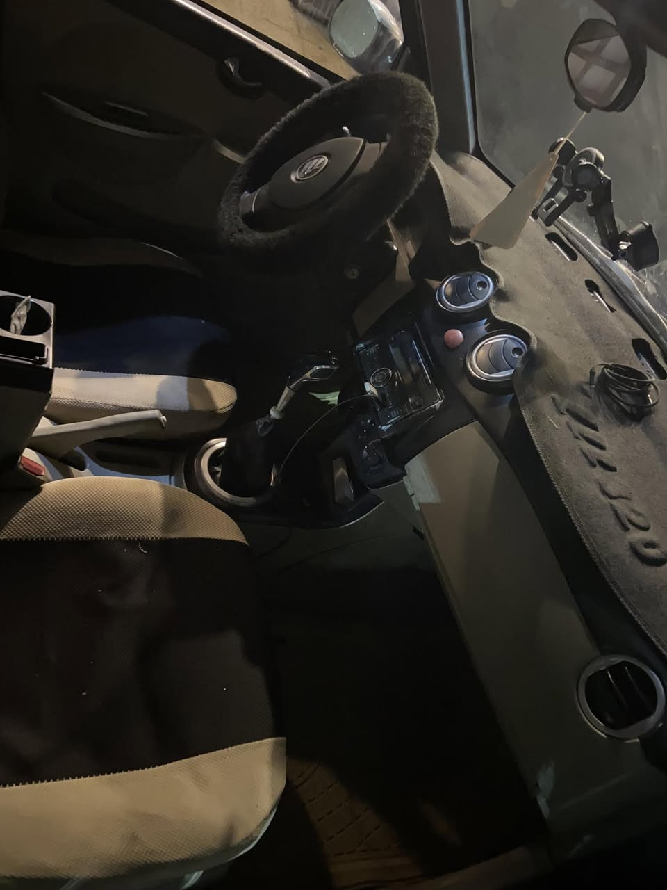 للبيع سيارة ليفان 320موديل 2013 رقم بغداد الشرعي بل موصل شرط كير ومحرك
السعر 45 مكاني موصل حي المثنى
الرقم ***********
