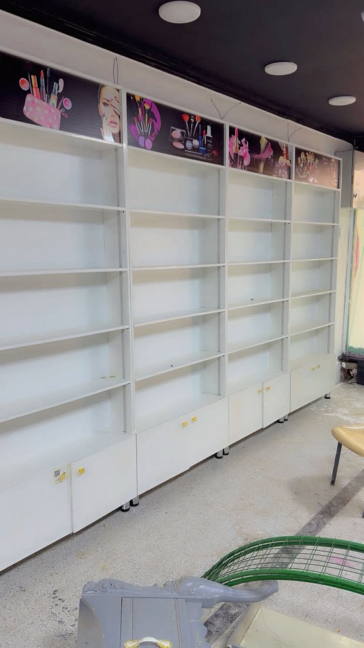 السلام عليكم ..
يوسف للديكور متوفر ب أسعار تنافسيه مع عمل درجة أولى وكافه النوعيات ل اصحاب المشاريع و الصيدليات 
للتواصل / ***********
