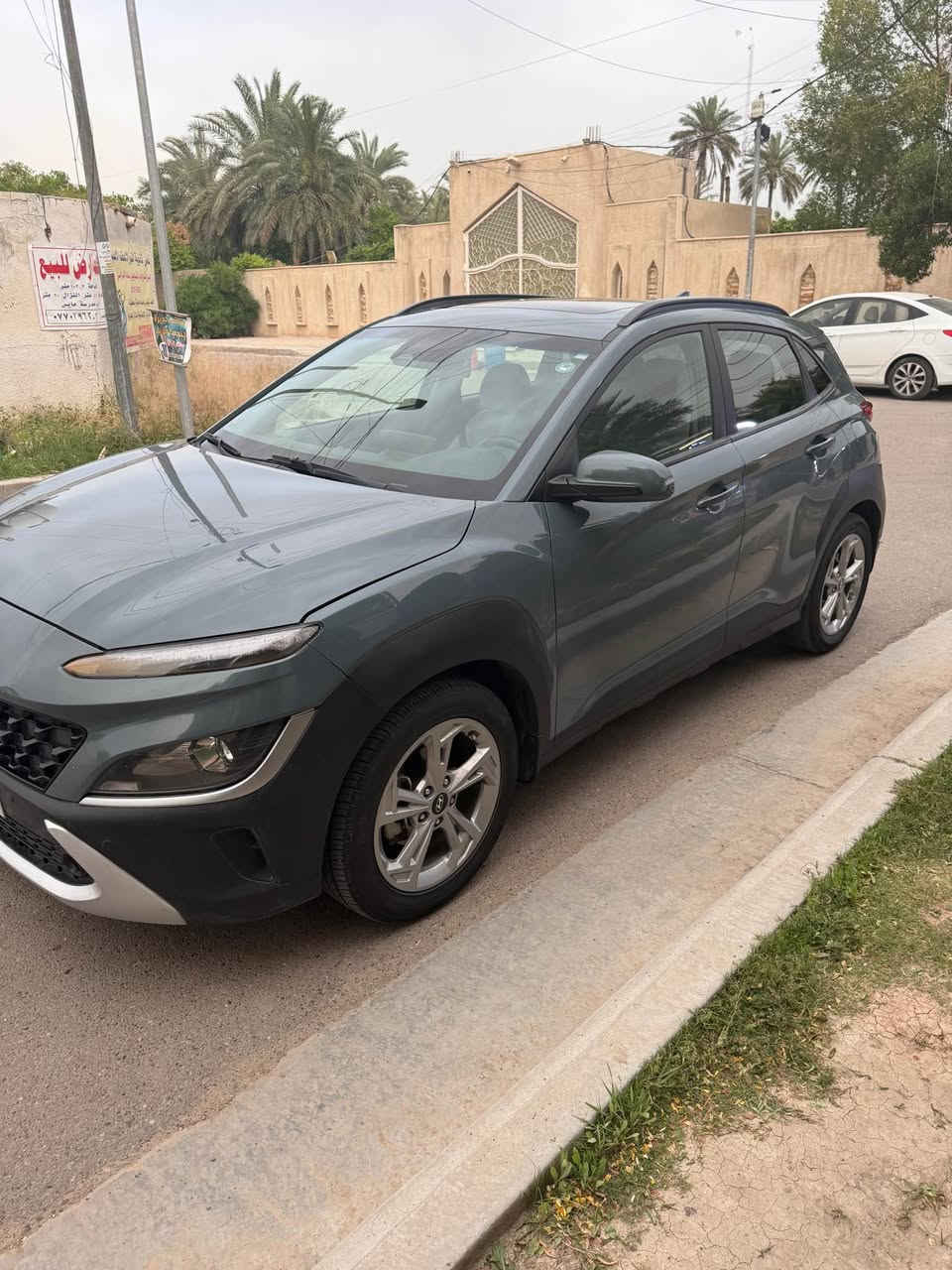 السلام عليكم كونا 2022رقم اربيل بأسمي
لون مميز فئه sel

مكينه 2000 دوش  
ماشيه 57 الف ميل
حادث السياره  دعاميه فقط بدون قطره صبغ السياره  ايرباك ستيرن وبرده فقط
الموصفات
فتحه
كاميرا دواره 
مانع انحدار  
شاشه كبيره + تدعم كار بلي واندرويد 
تحديد  مسار + تنبيه عن الخروح من المسار 
ويل كب 
تحكمات جهتين 
مانع انزلاق
 رادار امامي + رادار جانبي
 قياده الاليه
 نظام كروز تحديد سرعه 
 مخارج asp 12v
اتو هولد
 حساس اطارات 
 شاشاه اعطال 
 ثلاث انظمه قياده سبورت / سمارت / نورمار 
 اريل نفكيشن  
 4 دسك aps
 كشنات تدفئه

*********** بغداد, العراق
