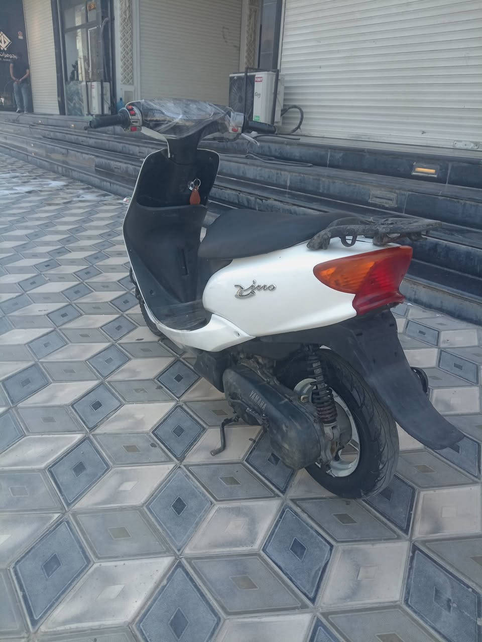 عصفوريه رياضي سلف وهندر شلعه معدل كهربائيات كلها شغاله السعر ٣٠٠ وبيها مجال بسيط السكن البنوك الاتصال ***********
