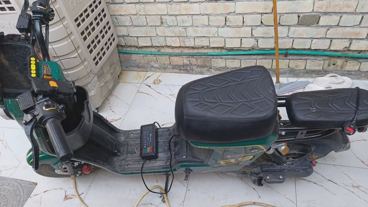 دراجة شحن للبيع
صار سبوعين من اشتريتها 
ب500وبيها مجال


**إذا كنت صاحب هذا الإعلان وتريد حذفه لأي سبب، رجاءا أرسل رسالة إلى الدعم الفني**