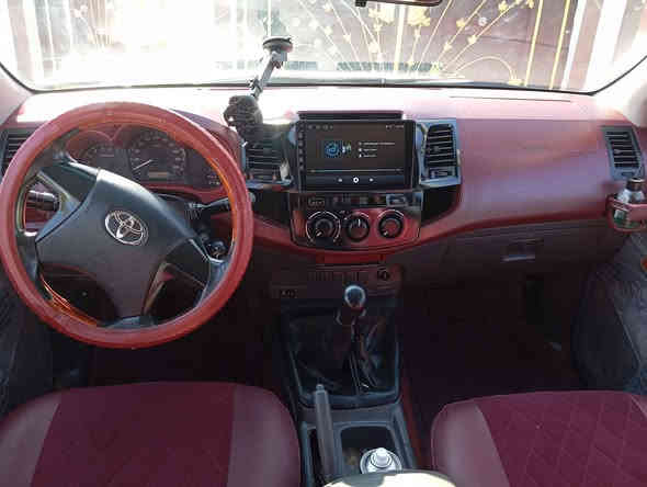 تويوتا هايلوكس للبيع موديل 2013
ماشية 291 الف مابي صبغ بس بارد امخلي سونار رقم و سنوية جديد للاستفسار خابر 
رقم *********** كيفري
