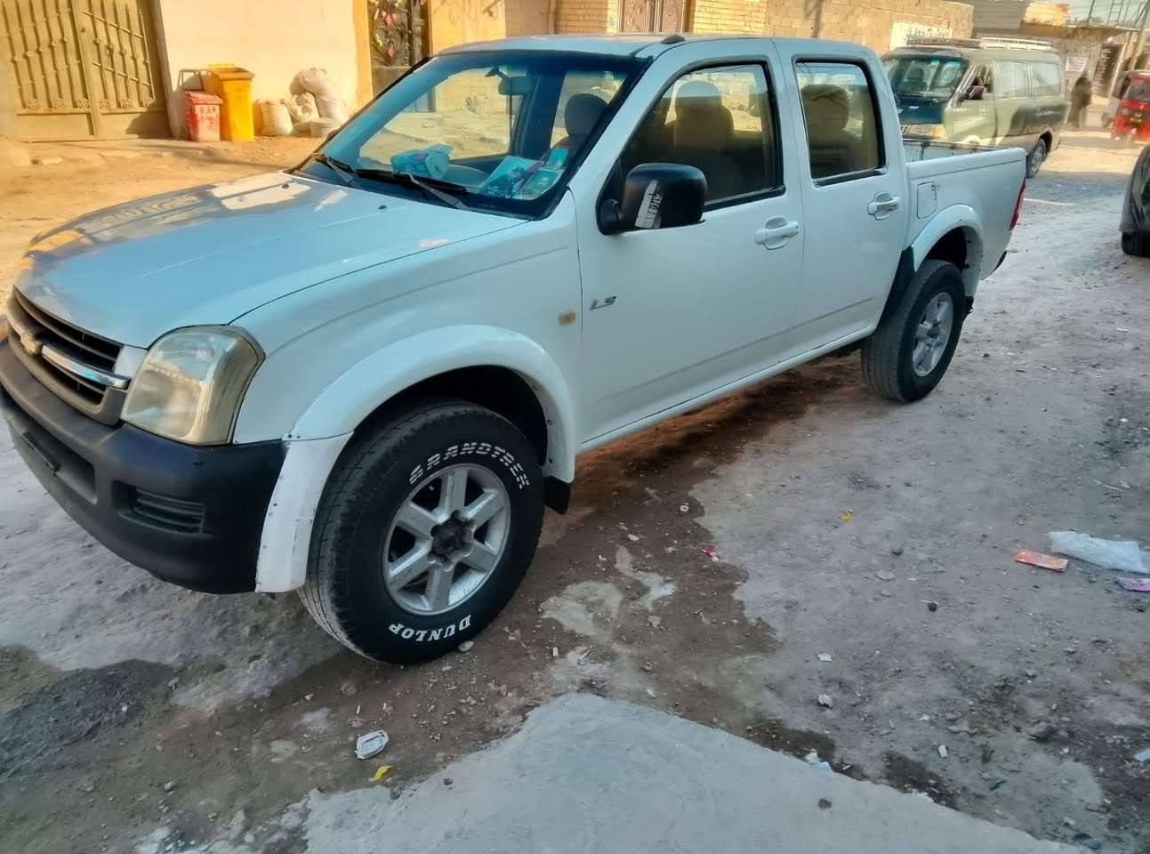 سلام عليكم سياره ال بيع مديل 2005 ساره فول نضافه كدام عينكم
0781 537 1869 يوجد واتساب
