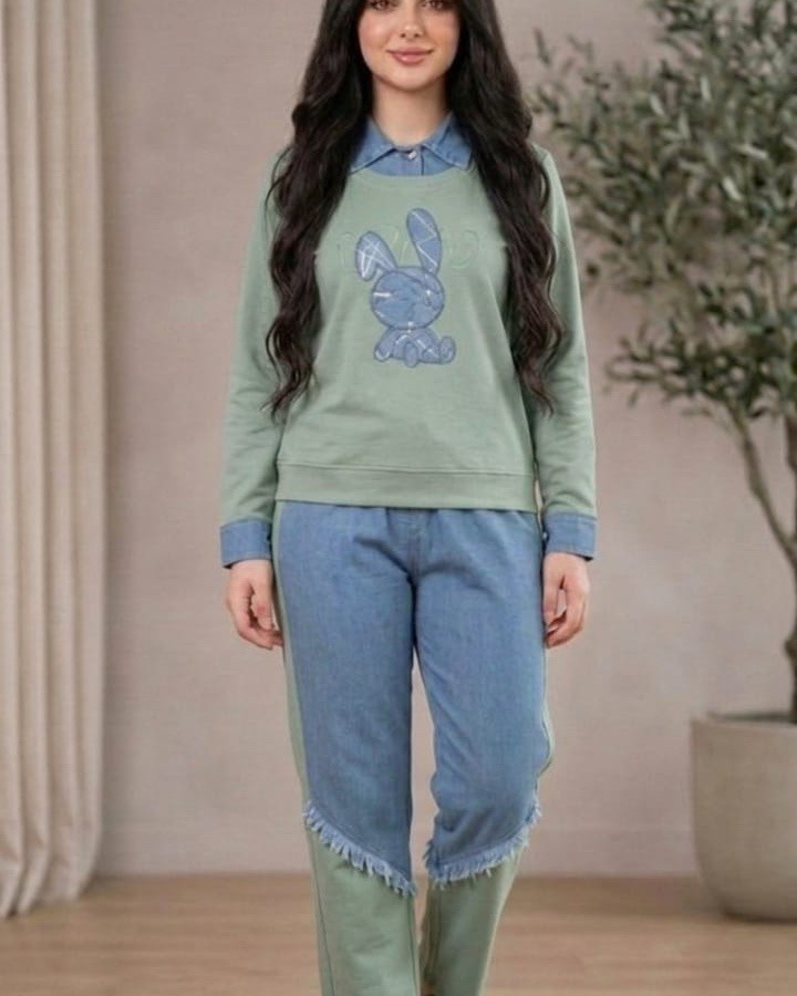 🐰 كولكشن "الأرنب" الملكي.. الأناقة التي تستحقينها! ✨
​لأنكِ تبحثين عن التميز والراحة، وفرنا لكِ السيت الأكثر طلباً وتصَدراً لهذا الموسم! موديل يجمع بين فخامة القطن وعملية الجينز بتصميم "Patchwork" العصري والمبتكر.
​🌈 ألواننا بلا حدود!
​لا تكتفين بما ترينه في الصور فقط! السيت متوفر بـ كافة الألوان التي تخطر ببالك (شكو لون ببالك وفرناه بالمحل)، لتجدي اللون الذي يعبر عن ذوقك الخاص.
​📏 مواصفات الموديل:
​القياسات: متوفرة كافّة القياسات (من الأصغر للأكبر) لضمان القالب المثالي.
​التصميم: بلوزة بياقة جينز متصلة مع بنطلون بتفاصيل جينز جانبية وتطريز "الأرنب" المميز.
​الخامة: قطن تركي عالي الجودة لا يتغير بالغسل أو الاستخدام.
​🎁 عروضنا الخاصة ومسابقاتنا:
​عشان الكل يستفاد، سوينا لكم حركة حلوة:
1️⃣ شاركو المنشور بصفحاتكم وبالكروبات.
2️⃣ سوي تاك لصديقتك أو اختك اللي تحب هيج ستايلات.
3️⃣ علقي بكلمة (سعر) أو أي ايموجي وسنرسل لكِ السعر وتفاصيل الألوان فوراً على الخاص! 💌
​📍 موقعنا:
​ديالى - جلولاء - سوق جلولاء (أزياء تيلاي) 🛍️
​🚚 خدمة التوصيل:
​متوفر توصيل شامل وسريع لكافة المناطق والمحافظات.. اطلبي الآن ولا تترددين!
​📞 للطلب والحجز المباشر:
​تواصلوا معنا عبر الواتساب أو الاتصال على الرقم:
[ *********** ] 📱
​أزياء تيلاي.. نعتني بأناقتكِ وكأنكِ الوحيدة! 💖
