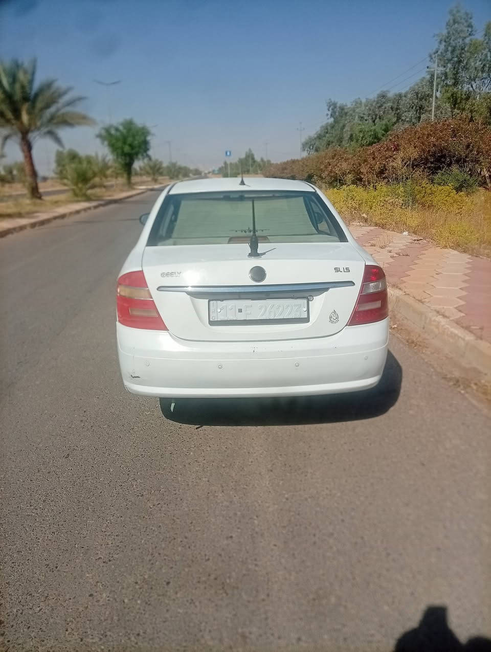 جلي موبل
رقم بغداد دولي
موديل2013

محرك كير بلادي

تبريد ثلج

صدر امامي+خلفي جديد 

مشط جديد 

تايرات 4جديد 

مابيهه ولاه قطعه 

السياره جديده 

يرهم مراوس
السعر 55
السعر55

***********
