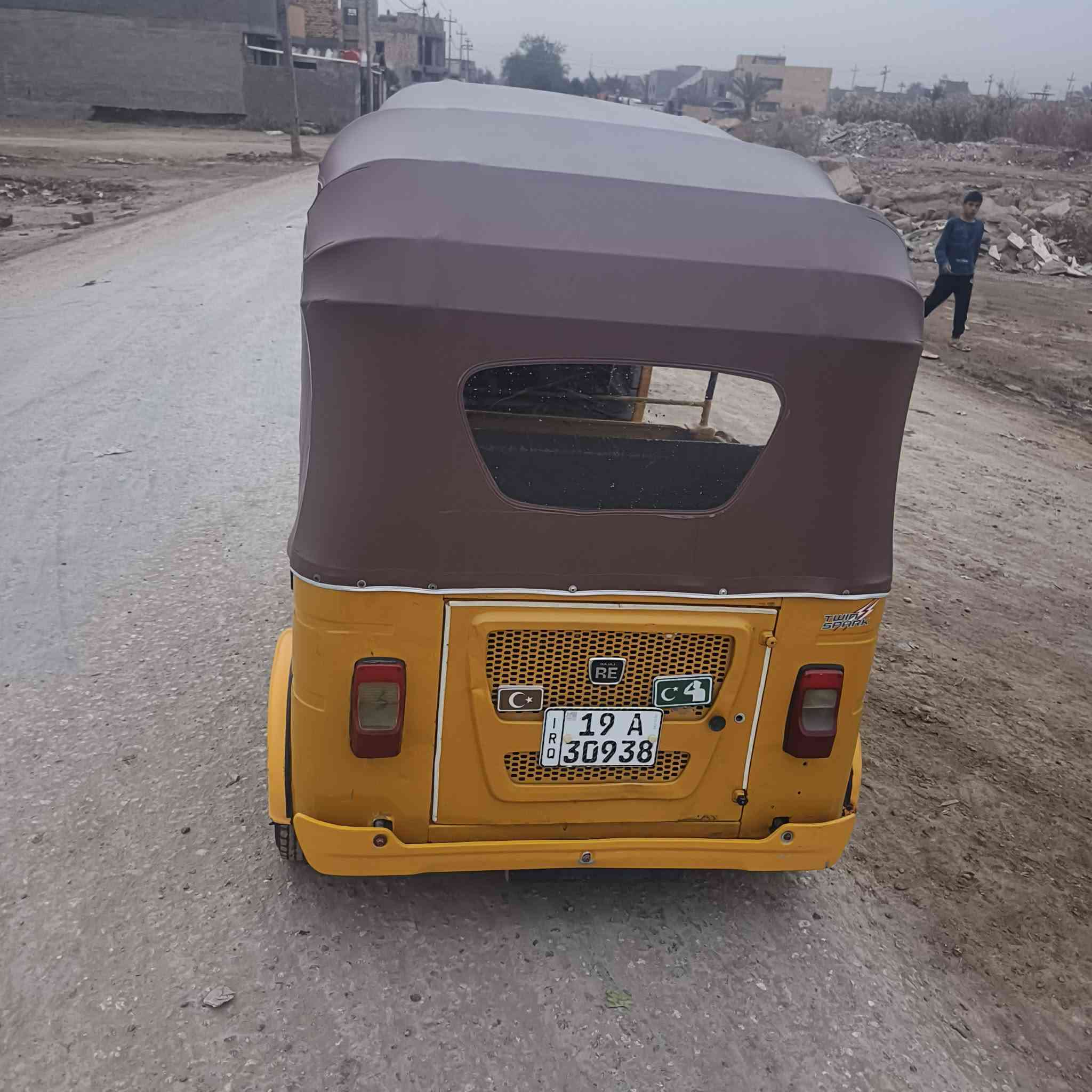 سلام عليكم شباب تكتك واحد وعشرين كفاله كشره ومكينه تكتك رقم وسنويه ل28هاذه رقمي الي يريده بي خير ويدلل ***********
