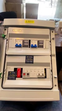 صندوق حماية شمسي • حماية انفرتر • IP66