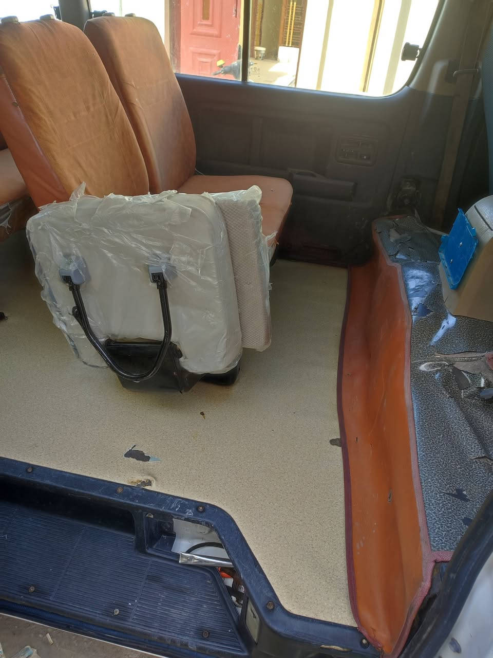 سلام عليكم جنبي اج وان 2014 رقم انكليزي بغداد كير اكسل مكينه مكفولات حداديه خير من الله تخم تاير جديد مصفره هيئة وغرامات تحويل مباشر السياره بسمي دوشمه كاعيه وكشنات نضيفه موضحه بالصور الكشر كفاله عامه ماعده الهلالات معمره وبيه طخه بالربع الوره باب السلايت ترجع علبارد مامعمره لسه ع وضعه السعر 82وبيه مجال بسيط مكان السياره بابل المسيبب
للستفسار ***********
