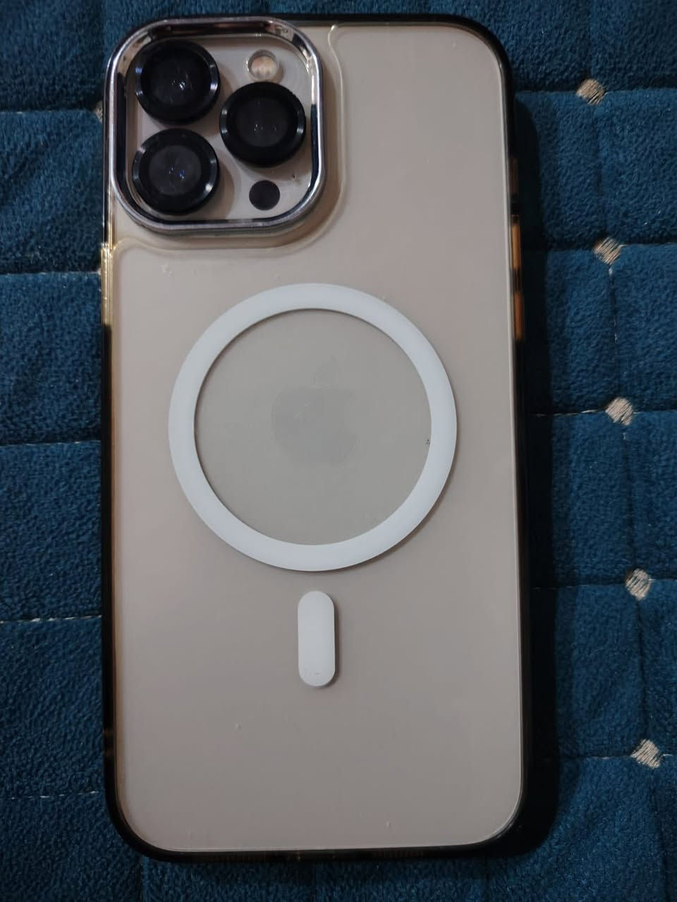 السلام عليكم ايفون ١٣ برو ماكس بطاريه ٨١  موبايل مكفول كفاله عامه نموذج M شرق اوسط ذاكره ٢٥٦ 
سعر 675 شراي يتصل  مستعجل عليه كلش .
 
رقم الهاتف ***********
