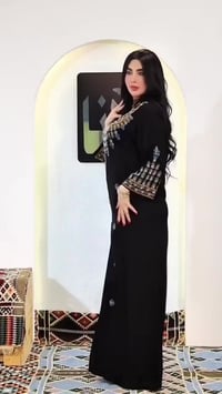 ملابس • ألوان مختلفة