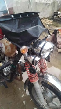 ستوته لبيع مال شعر بنات ترهم عصاير وترهم لبلبي وباجله وكلشي ترهم كامله...