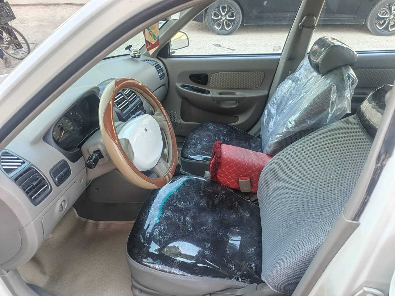 السلام عليكم فيرنا 2015 مكفول كفاله عامه
تبريد ثلج كير محرك مكفول
رقم بغداد تحويل ثاني يوم 
مكان بابل الحصوه 
السعر 88 وبيه مجال حك اجيه 
رقم الهاتف ‏‪***********‬‏
