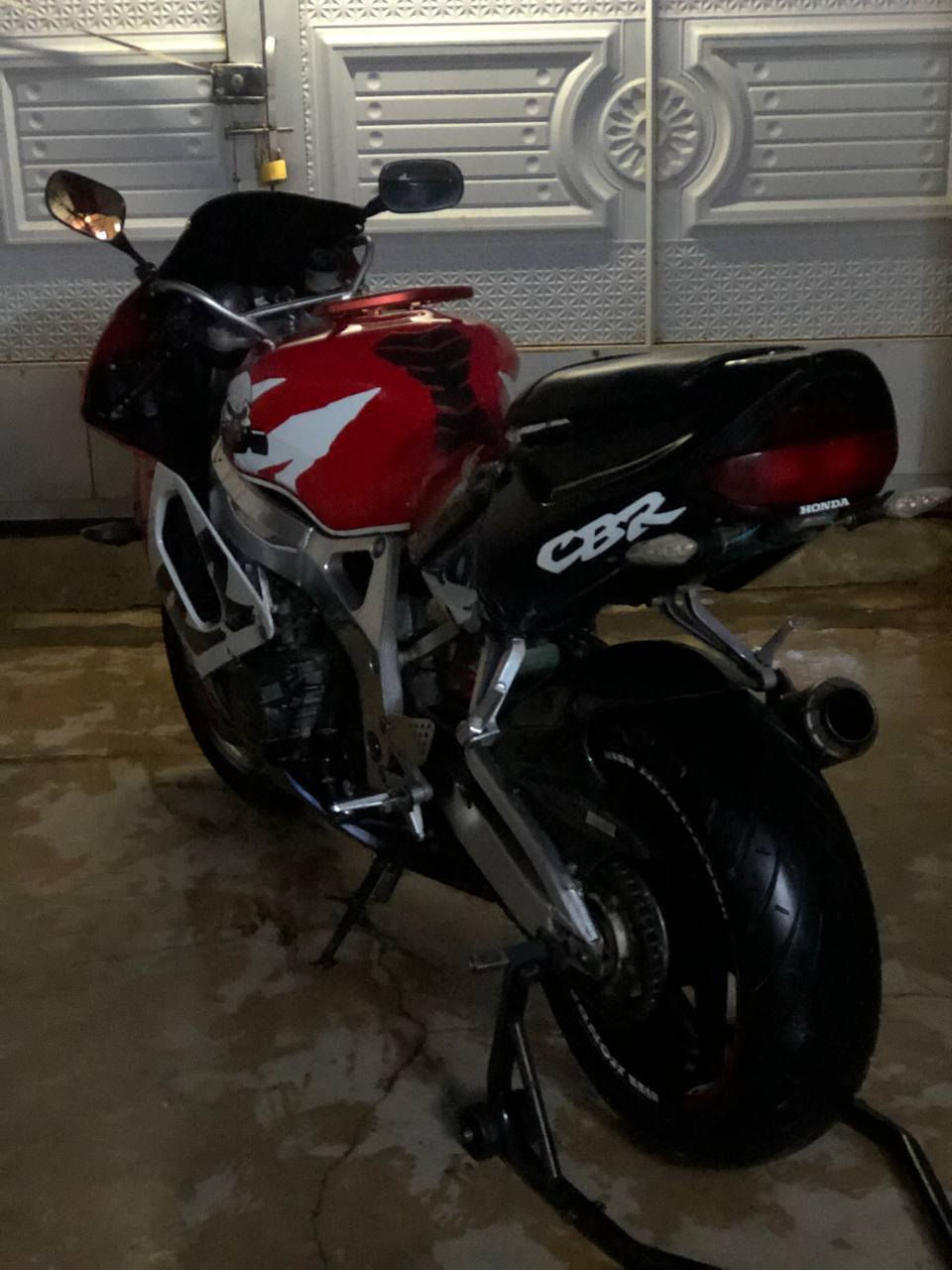 هوندا 919 للبيع كير محرك كفاله كفرات 90%100 نظيف تايرات جديد مكان كركوك شراي خابر ممتواجد على نت ***********
