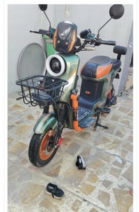 دراجة كهربائية • شغال شرط • قابل تفاوض