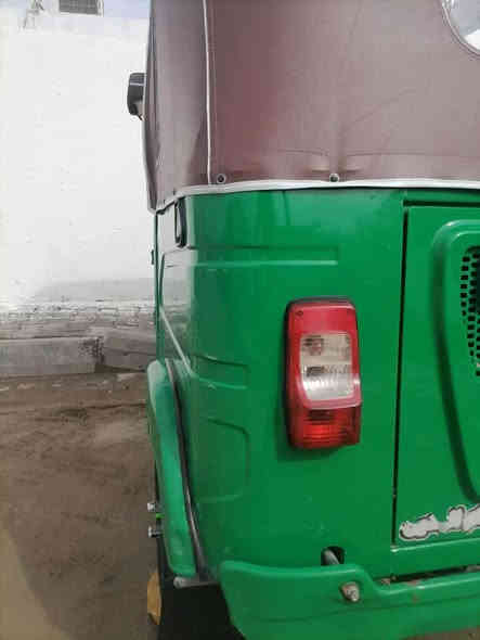 سلام عليكم تكتك البيع مديل 22 شهر 11 رقم وسنويه لوحاته بيه تحويل ثاني مكفوله كفاله عامه مكاني قضاء الرفاعي سعر 8800 وبيه مجال الشراي التصال ***********
