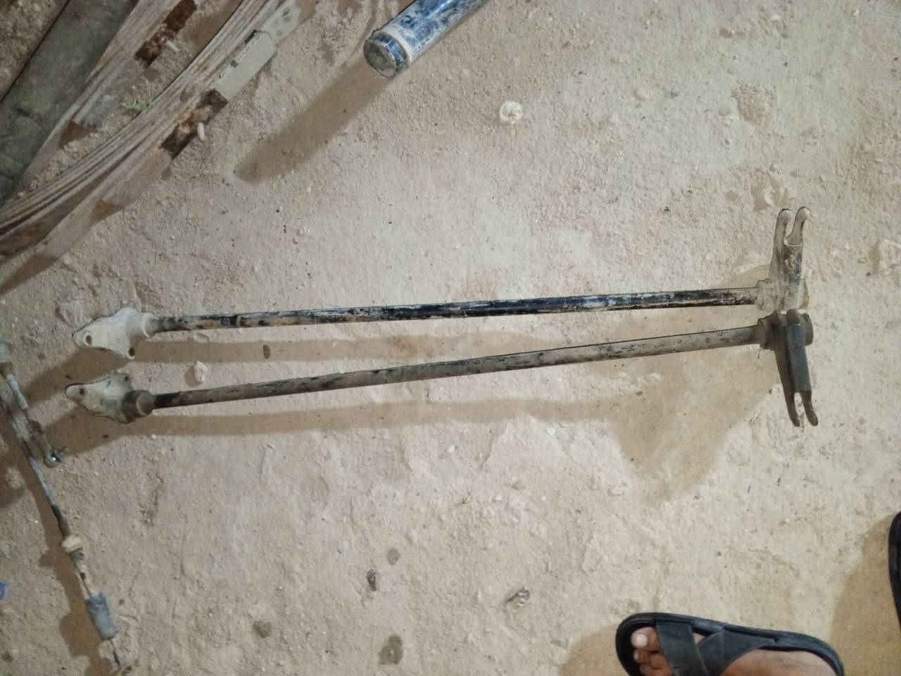 السلام عليكم للبيع غراض كية بسته جام مال سايق وعبري وصفاح شاصي امامي مال سائق بريش ورك كاردن خزان مكاني بلقاسم


**إذا كنت صاحب هذا الإعلان وتريد حذفه لأي سبب، رجاءا أرسل رسالة إلى الدعم الفني**