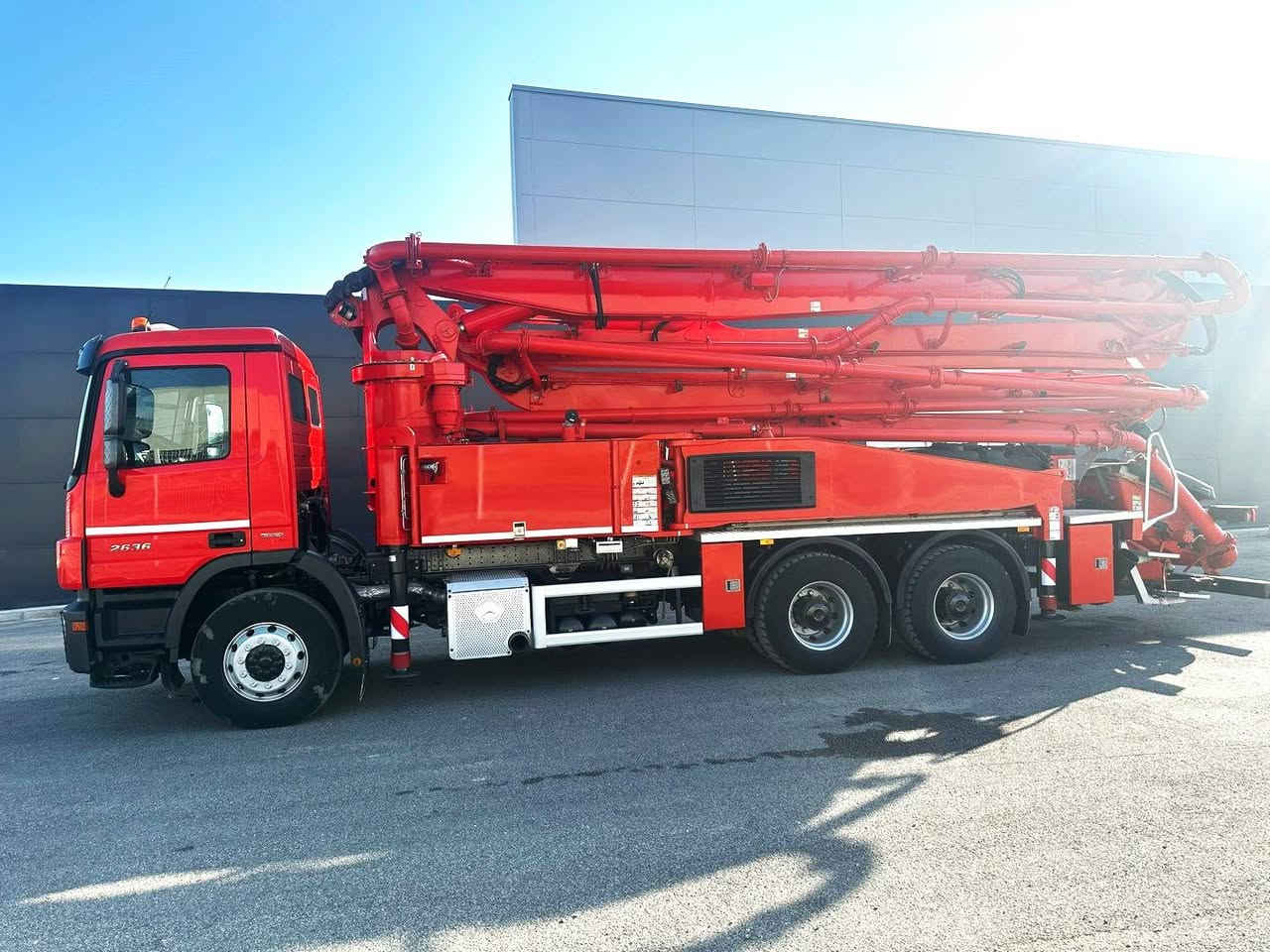 Mercedes Actros 2636
Putzmeister 36-4 
سنة الصنع 2013
عداد 470,000 كم 
ناقل حركة نصف أوتوماتيكي 
قوة المحرك 360 حصان 
دبل مضخه شوط طويل 
حجم 230
السعر 87الف دولار
شامل كمرك ضريبة شحن 
مدة الوصول 25 يوم بعد الحجز


**إذا كنت صاحب هذا الإعلان وتريد حذفه لأي سبب، رجاءا أرسل رسالة إلى الدعم الفني**