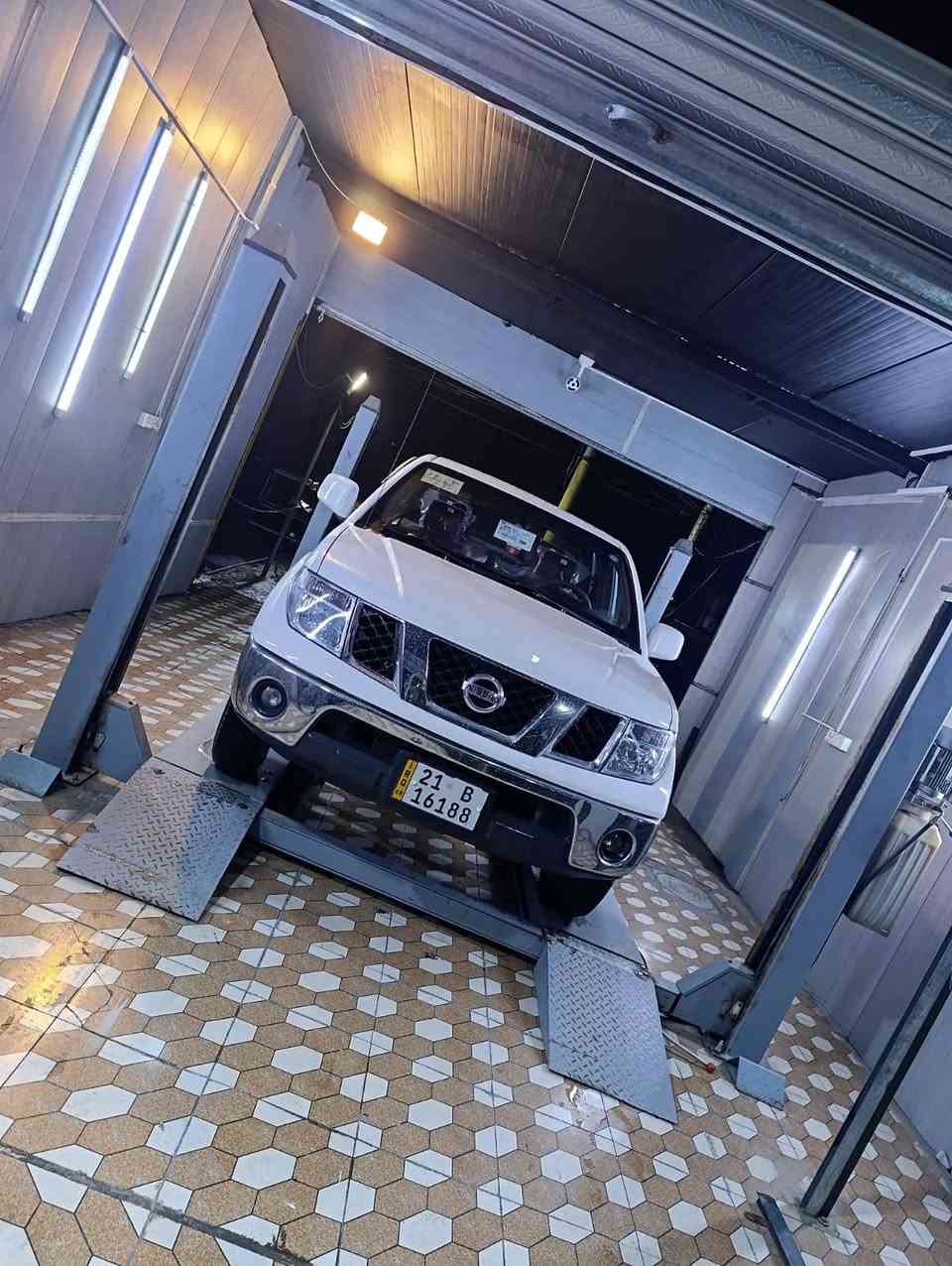 للبيع موديل 13 جديده
السعر 125 وبيها مجال 
العنوان بغداد 
***********
