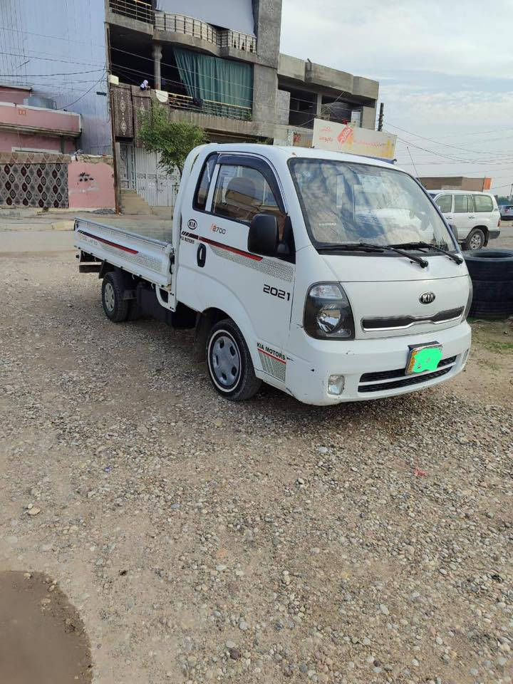 السلام عليكم
كيا حمل للبيع 2016 مكفوله كفاله 

عامه ما عدا باب السايق مبدل 

السياره ماشيه 140

رقم بغداد السعر 85 وبيه مجال بسيط

الرقم للاستفسار 

***********

***********
