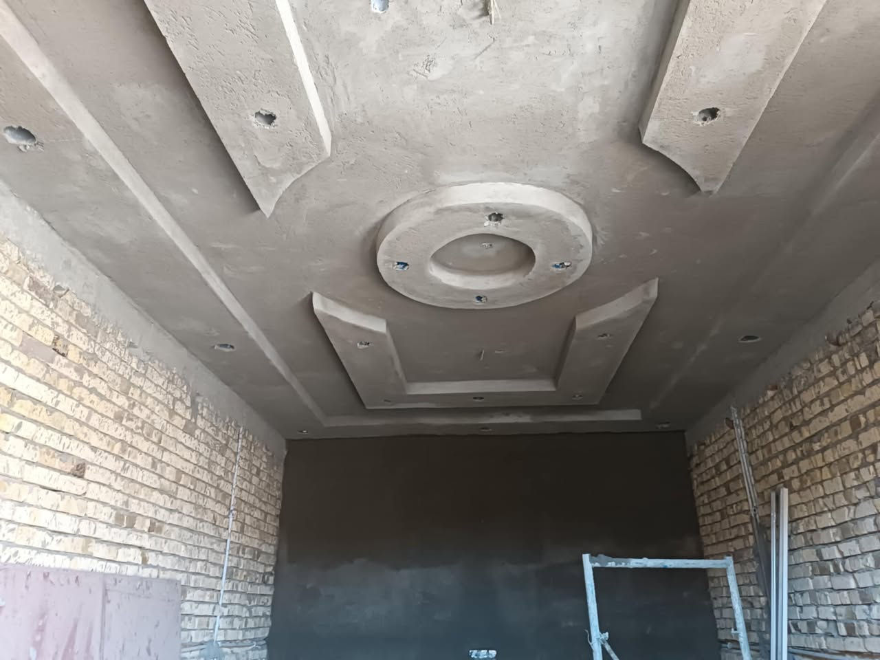 سلام عليكم لباخ متفرغ حاليا شغل درجه اولى جص سمنت سطار خارجي داخل ومناسب  ***********
