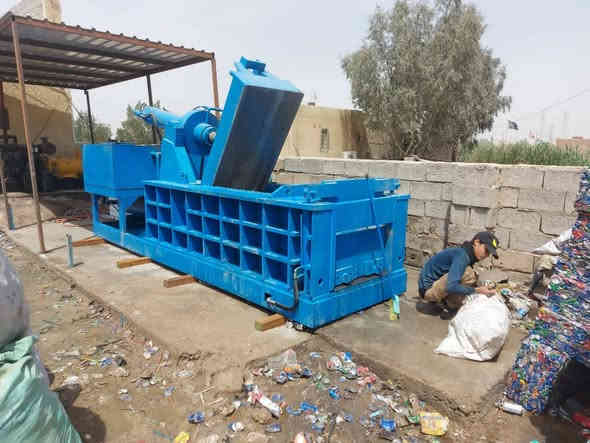 سلام علیکم 
هذا جهاز كبس  للبيع،
للتفاصيل اتصلوا على هذا الرقم
*********** ابو حیدر
