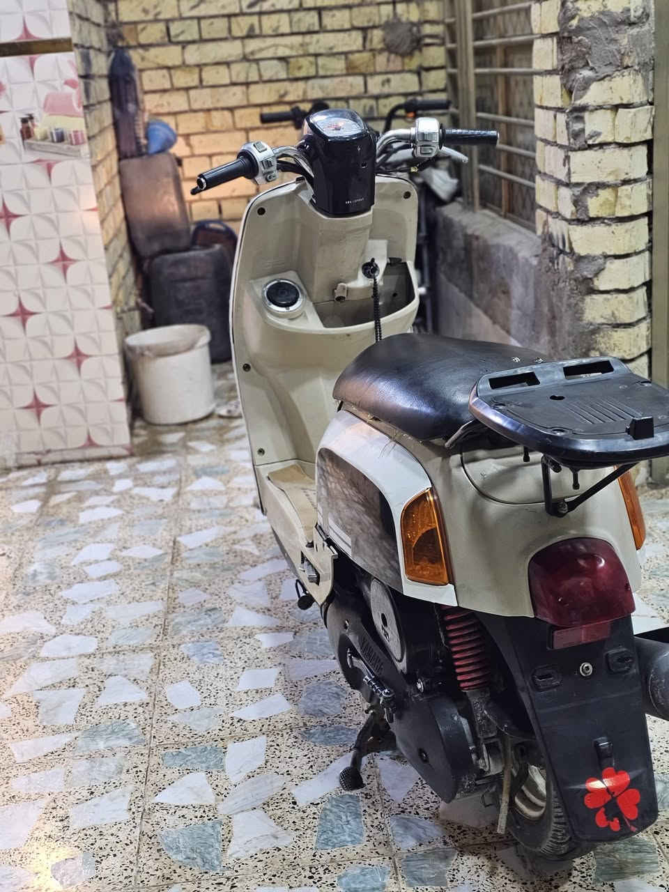 سلام عليكم دراجة بوليس 🚨
دراجة كابريتر كهرباءيات كاملة نكرة سلف صدر امامي خلفي تخم تاير جدد شلعة معدل كاملة مكملة الدراجة اي نقص مابيها بيها بس راجز مال سلف تعبان قفل جنطه قفل ستيرن كلها شغالة مكاني كماليه 650 وبيها مجال مستعجل عل بيعتها***********  وبس اتساب موجود
