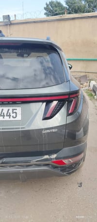 توسان مديل ٢٠٢٢ لون مميز رقم بابل بسمي  السعر ب١٨٧ وبيه مجال بسيط  موا...