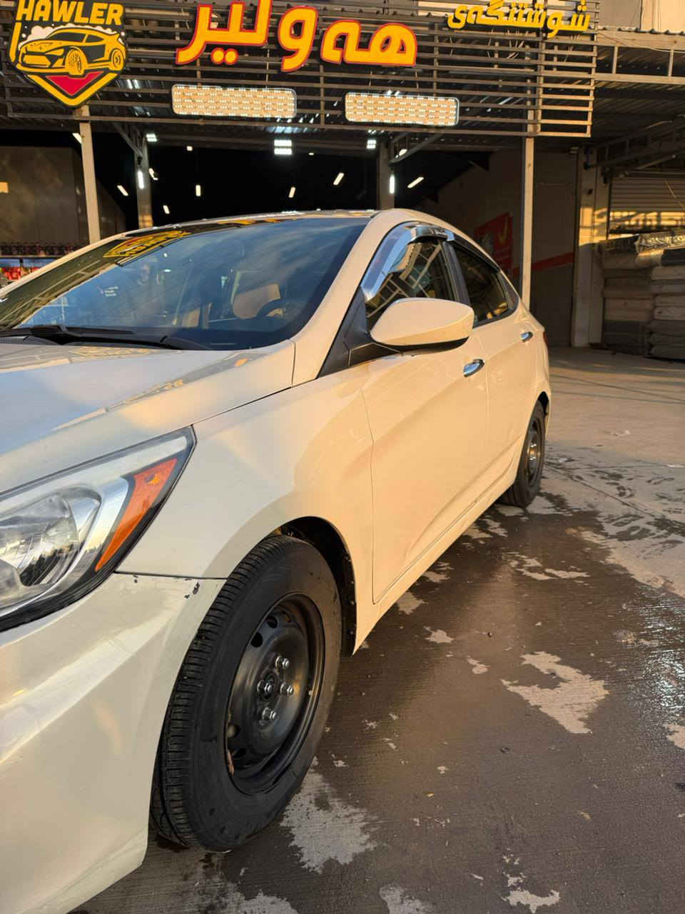 السلام عليكم 
اكسنت مضلع 🚗 
وارد امريكي 🇺🇲 
موديل 2017💯
رقم نينوى الماني 🙋 
كاربون بانزين ⛽ 
شرط التحويل 🚦 
محرك جي دي اي 👋
محرك وكير شرط 👋 
تبريد ثلج 🥶 
طخم تاير جديد
طخم جديد
📢 بدون ضرار
🛑 #السعر110$💸 وبيها مجال 
الاتصال ***********
***********
