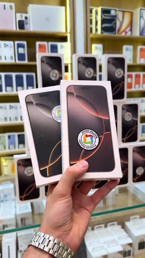 🔥 iPhone 16 Pro Max 256GB جديد 🔥 إذا تدور على الفخامة والأداء بدون أي تنازل، فهذا الجهاز إلك 😍📱 شاشة عملاقة 6.9 إنج، معالج A18 Pro، وكاميرات احترافية تخلي كل لقطة تحفة فنية.   ✅ جديد وكفالة ✅ ذاكرة 256GB ✅ ألوان مميزة ومتوفر حالياً ✅ كمية محدودة 📩 راسلنا هسه واحجز جهازك قبل نفاد الكمية #iPhone16ProMax #Apple #iPhone16 #256GB #بغداد      #


**إذا كنت صاحب هذا الإعلان وتريد حذفه لأي سبب، رجاءا أرسل رسالة إلى الدعم الفني**