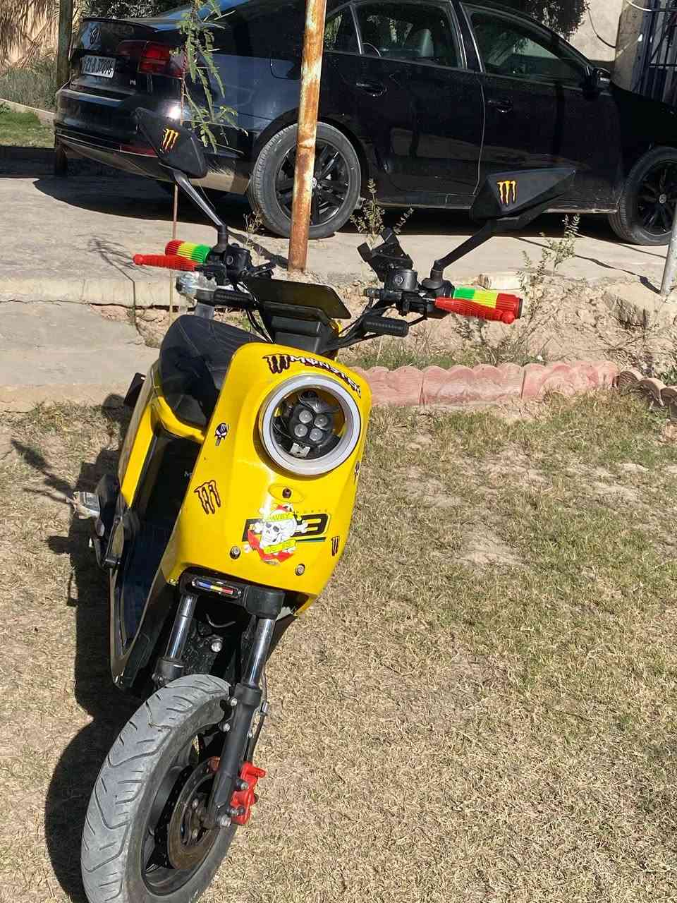 السلام عليكم دراجه شحن للبيع نوع ار9 موديل 2025 دراجه نضيفه وموصفاته 5 بطاريات كبار والملف1200واط وسرعه حقيقي 60مع الوزن ولايت عالي وناصي ورماش و2 دبلات خلفيه غاز و2اماميه دهن ونضام البارك ونضام R رجوع اله الخلف ومنفذ شحن يوسبي ودراجه 4 سرعه وبريكات هايدروليك دهن  وبعد بيه موصفات خير من الله للستفسار  *********** تصل فقط موجود عله الخط  ومكاني الطيفيه جسر سابع جسر الحصوره والسعر 350 وبيه مجال الطيبين
