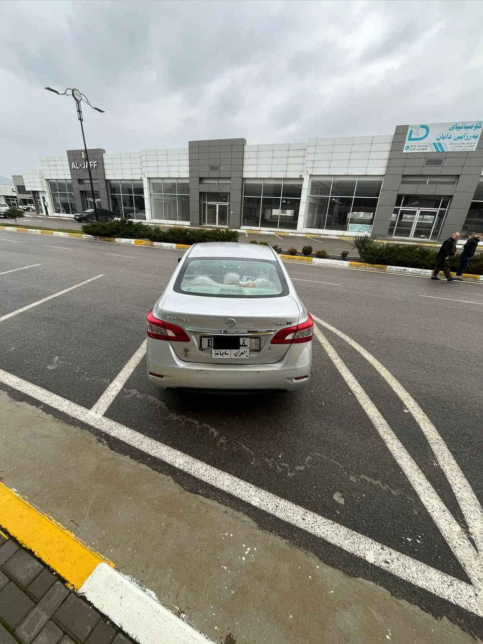 سڵاو  
نیسان سێنترا بۆ فرۆشتن 🔥📦 
ماشەاللە سەیارەکە تا بلێی جوان و بی مەسرەف و مەزبوتە 🔥
مۆدێلی 2018 
مواسەفات خلیجی گێڕ و مەکینەی نەکراوەتەوە بی عەیبە بە شەرتی فیتەر و فەحس 🔥
تەقەو ڕەقەی تیا نیە تازە پێش و دوایم داگرتوە چوار تایەی لۆکی لە ژێرە ❤ 
شاشە ئایپاد و کامێرەی بۆ بەستراوە ❤
دو پارچەو نیوی بۆیاخە 
دو پارچەی جەلاتینە بۆ جوانی کراوە بە شەرت 🔥🔥 
سەنەوی بەسر نەچوە بە ناوکردن بە شەرت بێ کێشەیە 🖤 

جوابی کۆمێنت و چات نایەمەوە لەگەڵ ڕێزدا 🖤
سعری 105$ معامەلە 💵

بۆ تەلەفون ***********
*********** السليمانية, العراق
