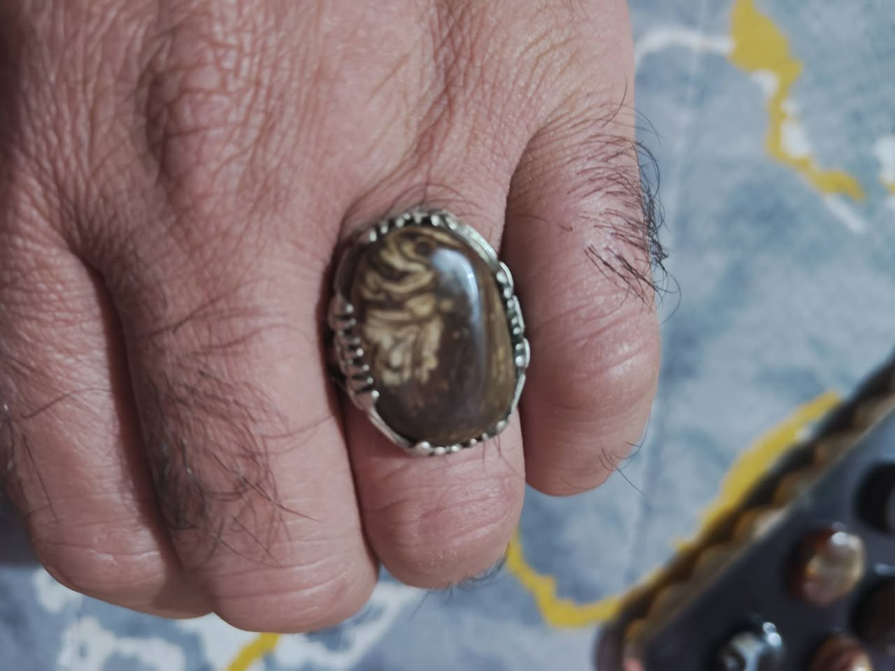 للبيع كل محبس وسعره ،او مراوس حسب القناعه توصيل ماعندي المكان ميسان


**إذا كنت صاحب هذا الإعلان وتريد حذفه لأي سبب، رجاءا أرسل رسالة إلى الدعم الفني**