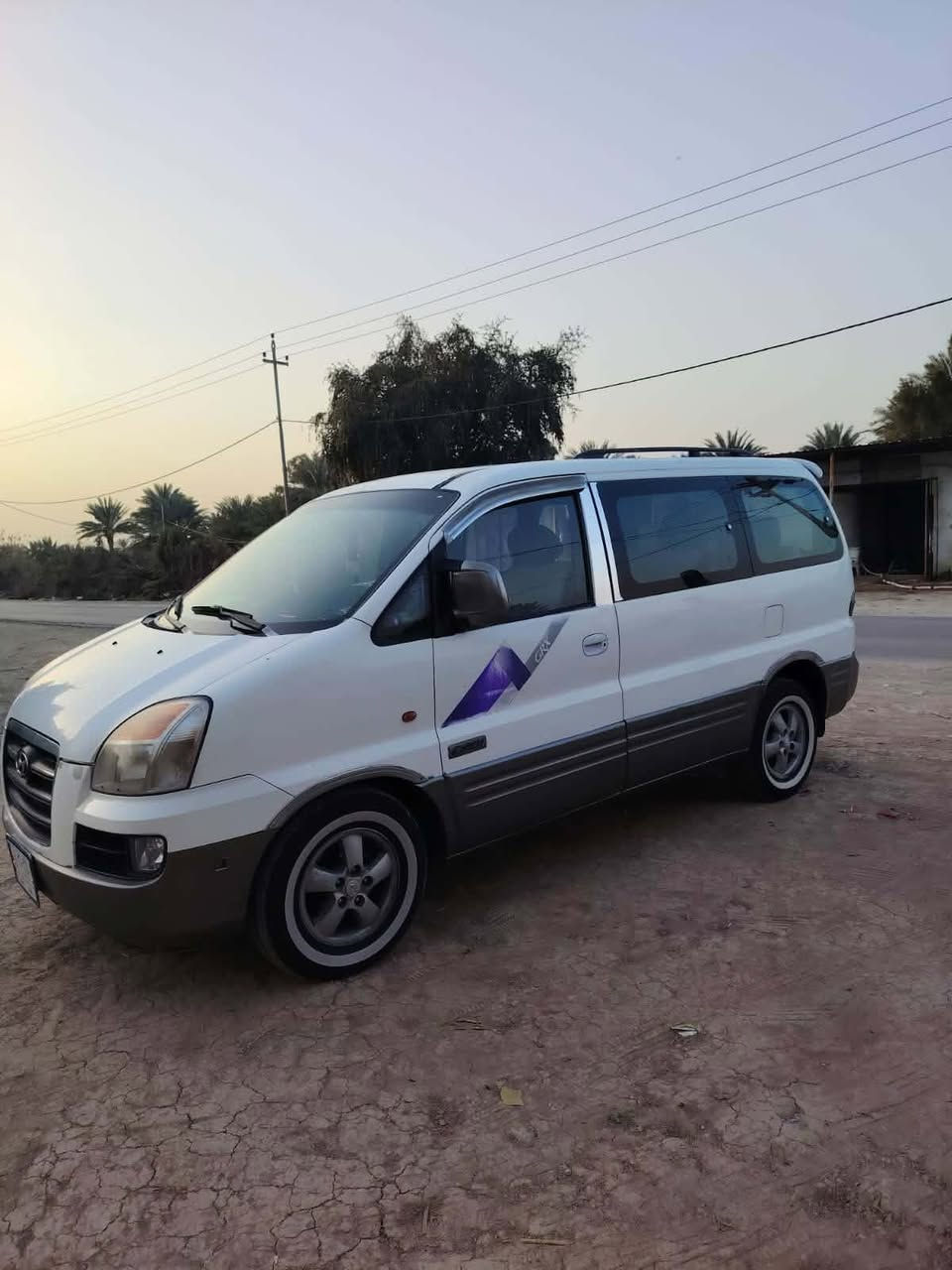 ستاركس ٨ راكب مسكر اصل كير اوتماتيك اصل ٢٠٠٧ اصل خط بغداد ضريبه مصفره مداور ثاني يوم مكفوله تبريد شغال ثلج سعر ٨٥ بيه مجال مكان بابل الحمزة الغربي
***********
