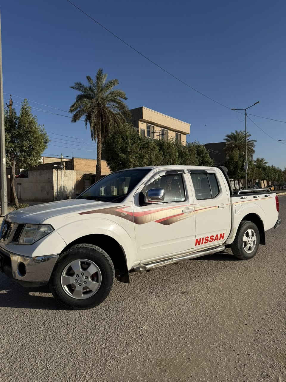 السلام عليكم
بيك اب نيفارا للبيع موديل 2012 

السيارة مكينة وكير كفالة 

السيارة نظيفة وماعايزها شيء كماليات بسيطة

مشدود عليها منظومة غاز بالجديدة شغالة وخير من الله

السيارة مكانها حلة

السعر 120$ وبيها مجال بسيط
***********
