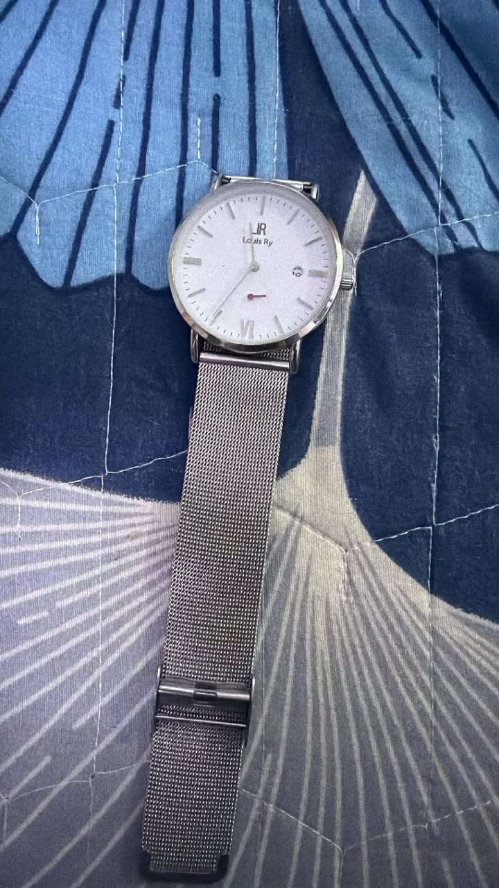 مجموعة ساعات بيهن ياباني سويسري اصلي  مراوس ساعة ذكية


**إذا كنت صاحب هذا الإعلان وتريد حذفه لأي سبب، رجاءا أرسل رسالة إلى الدعم الفني**