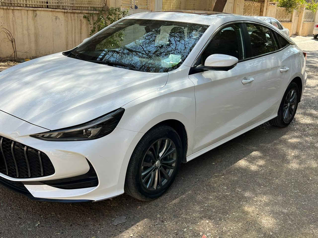 ***********ايمجي جيتي فول فول مواصفات رقم سلمانيه سنويه جديد 2031 بسمي شرط تحويل وكاله بطاقه بنزين موجود ملاحضات بس باب سكن بي شبر تعديل فقط الباقي كفاله عامه سعر 113 مجال عنوان كركوك *********** كركوك, العراق
