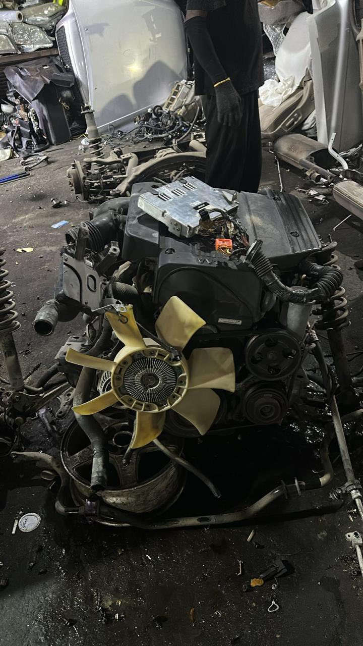 تم بعون الله تفصيخ سيارات جديدة  محركات كراون ملكة ماجستا شاهينة في في تي اي 
مجمع زيد عاشور  ***********   // ***********
النجف الأشرف حي الصناعي بلوك الثالث
