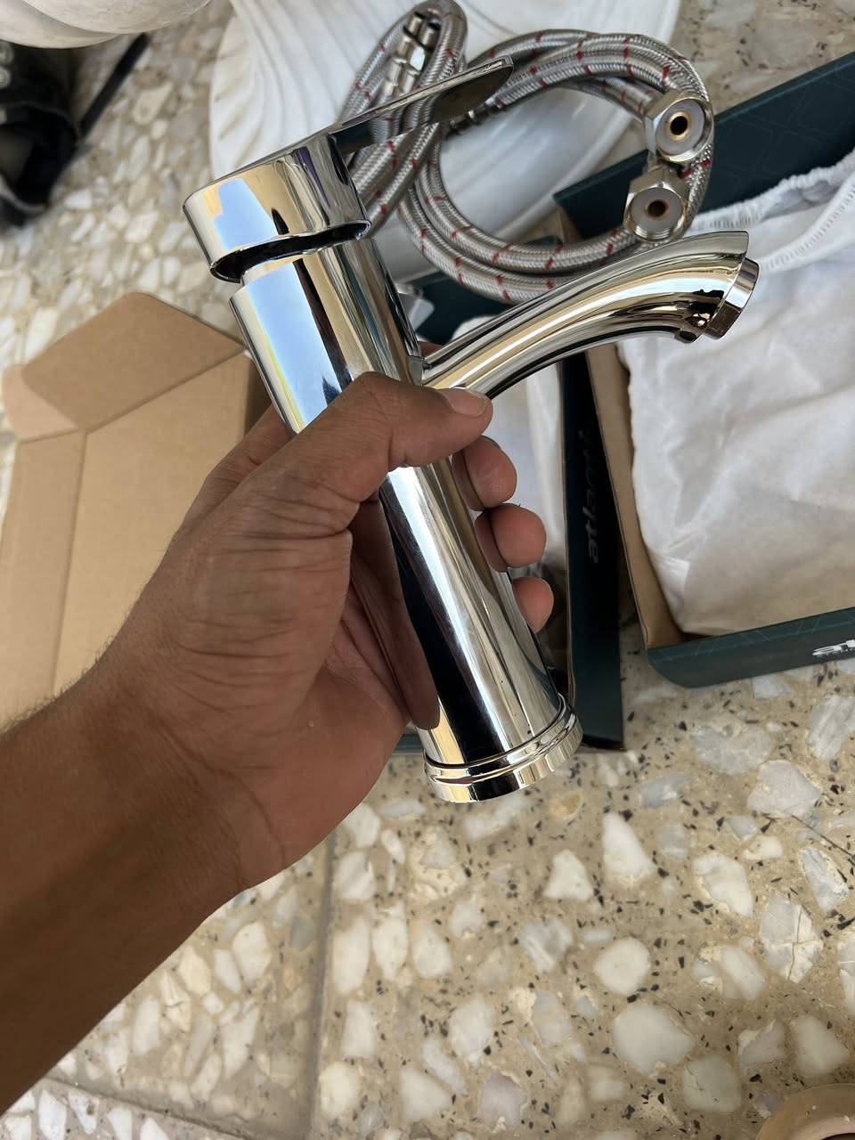 خلاط عدد 2 ناصي مغسله وزن ثقيل جداً جداً فول اصلي شرط الأصلي
السعر خلاطين كامل ملحقاتهم ب ١٤. الف


**إذا كنت صاحب هذا الإعلان وتريد حذفه لأي سبب، رجاءا أرسل رسالة إلى الدعم الفني**